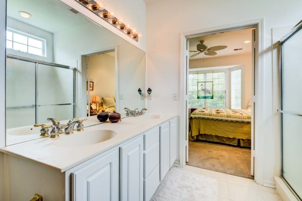Lg Master Bath